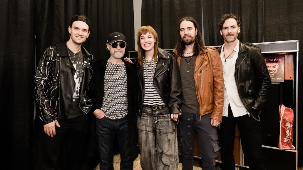 Halestorm и Пол Роджерс представили клип на «Shoot...