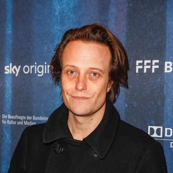 Netflix снимет сериал «Мальчики из Бразилии» с Дже...