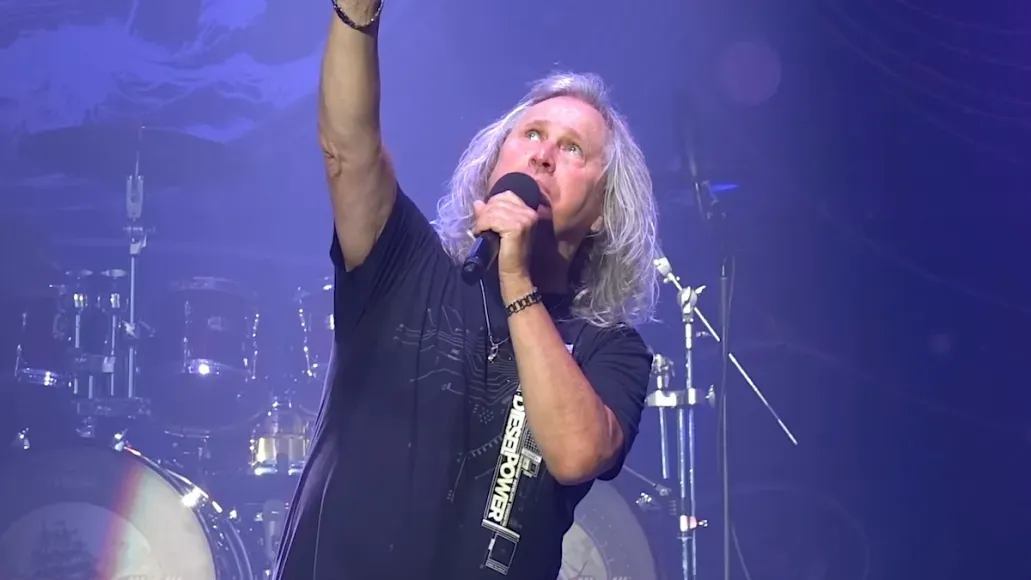 Kansas анонсировали тур по США в 2026 го...