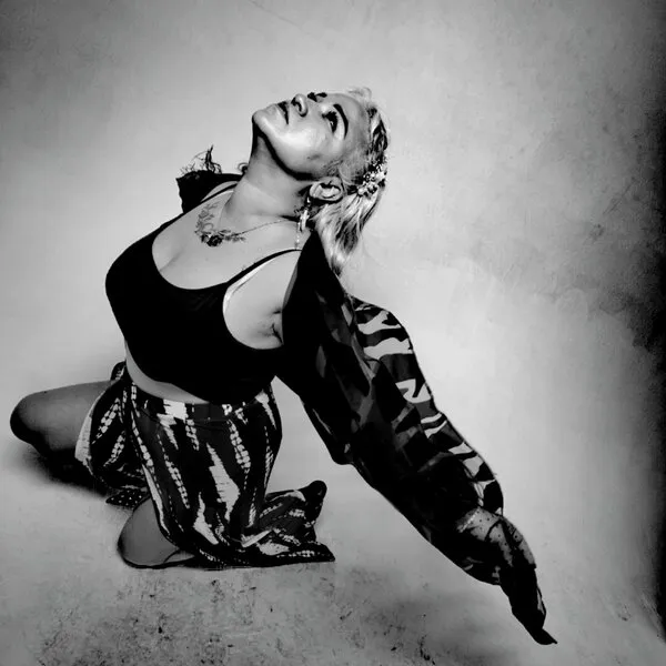 Lemy «Chasing Signs»: Альтернативный рок с готичес...