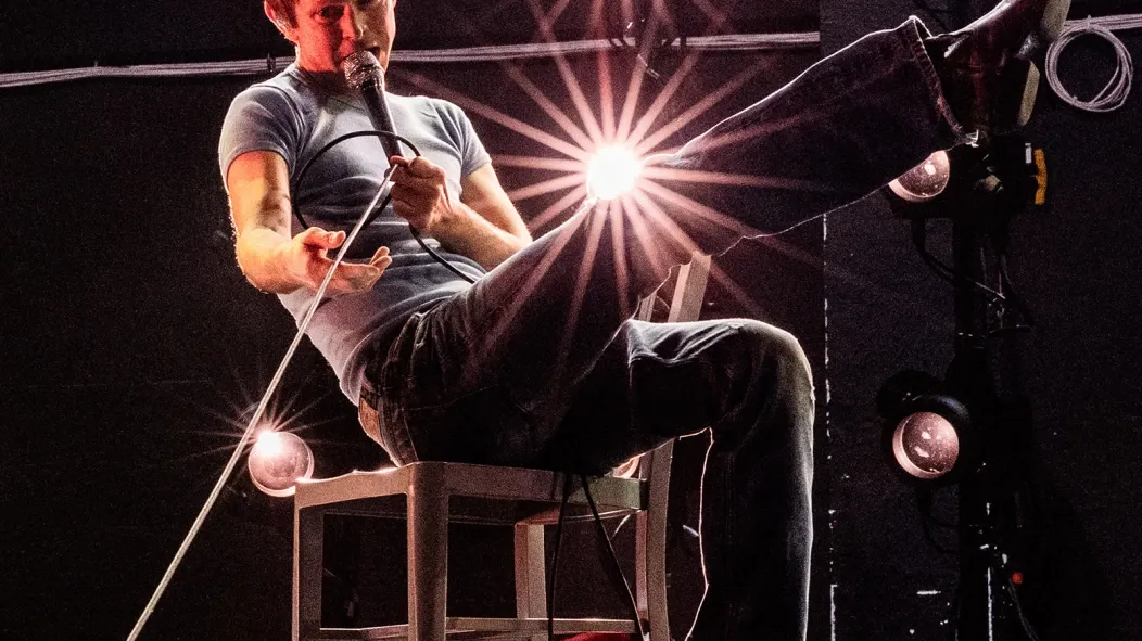 Perfume Genius и Aldous Harding впервые исполнили ...