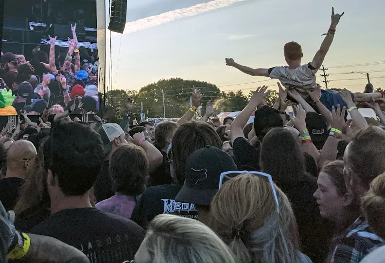 Korn восхищаются выступлением Sleep Token на Download Festival