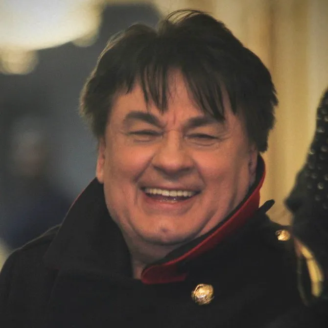 Александр Серов выступит на летнем концерте в ВДНХ