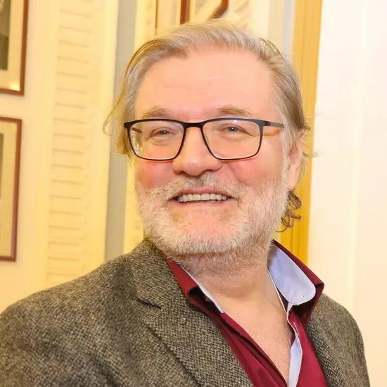 Прощание с Владимиром Симоновым в Театре Вахтангов...