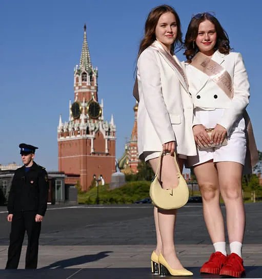 ВСЕРОССИЙСКИЙ ВЫПУСКНОЙ В 2025: Грандиозное торжество в Кремле