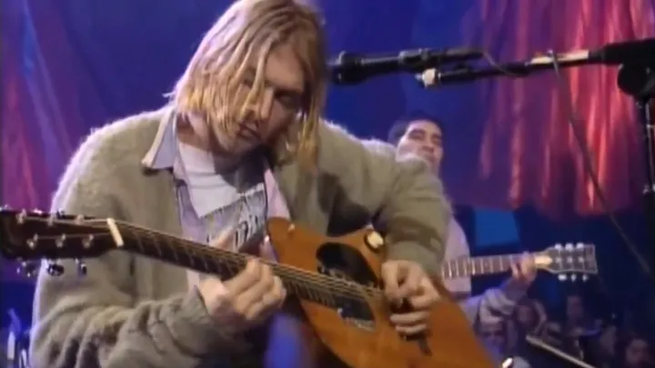 Гитара Курта Кобейна: 6 миллионов в лонд...