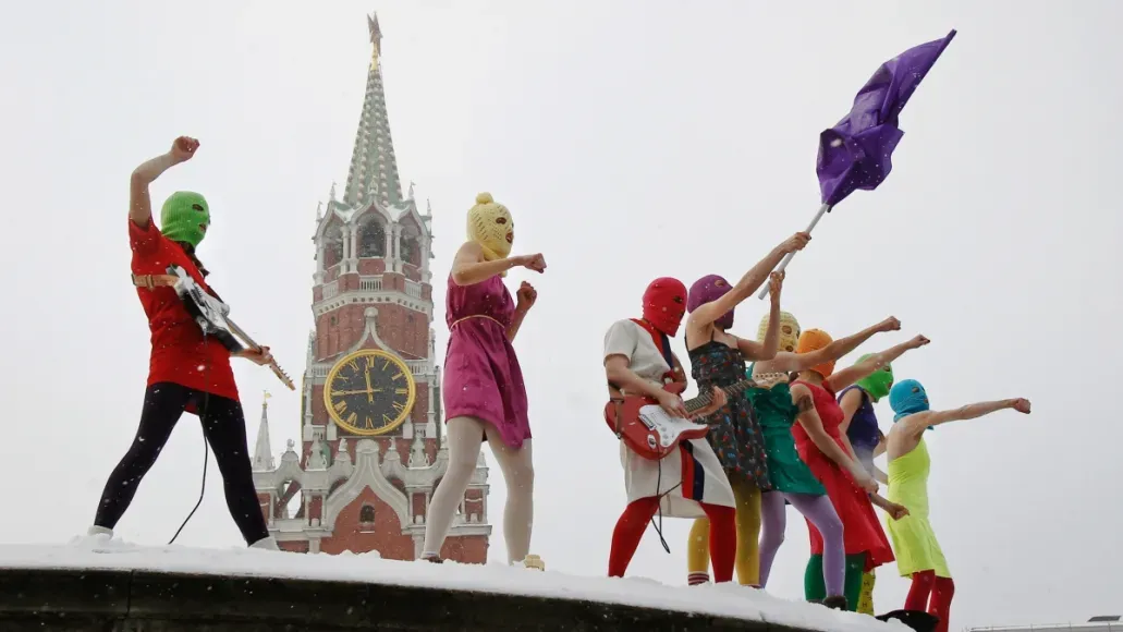 Новый закон в России запрещает поиск видео Pussy Riot