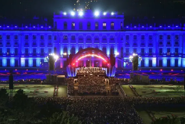 Вена отказалась от спонсирования концерта Филармон...