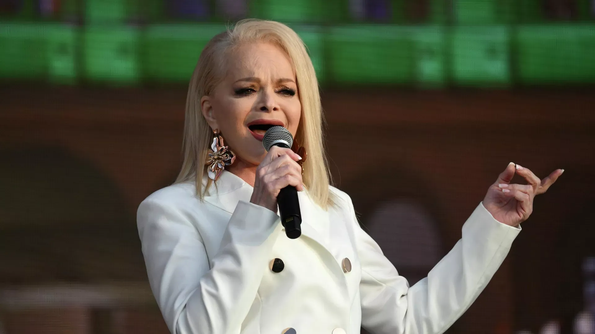 Лариса Долина стала жертвой мошенников: потеряны м...