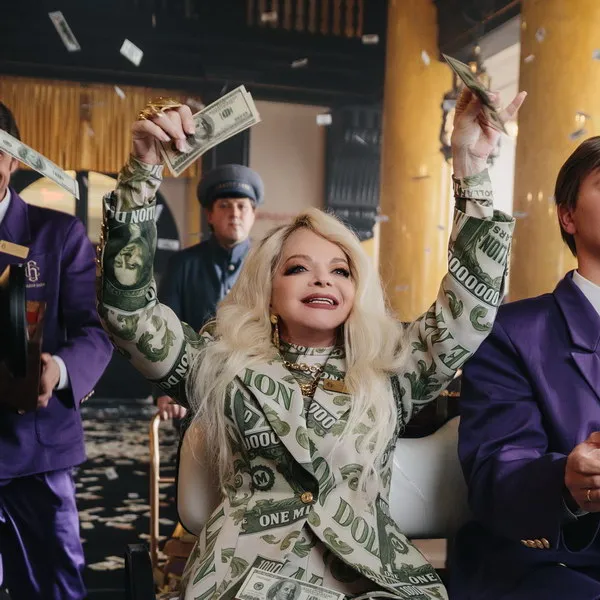 Лариса Долина споет Инстасамку в новогоднем фильме