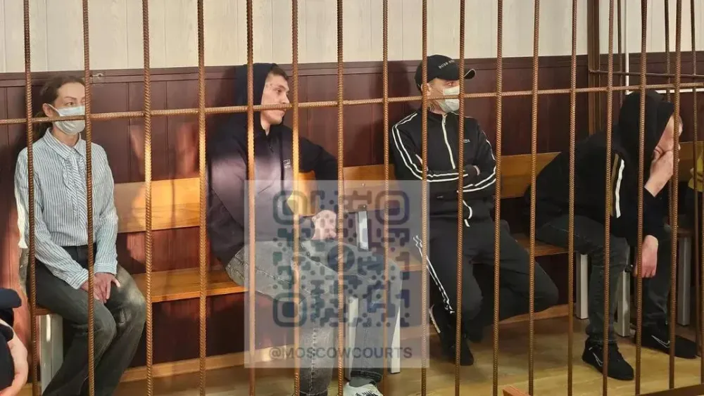 Лариса Долина вернула квартиру после мошенничества