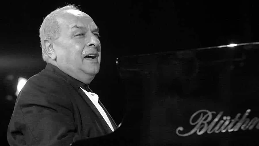 Пианист Левон Оганезов умер в Нью-Йорке ...