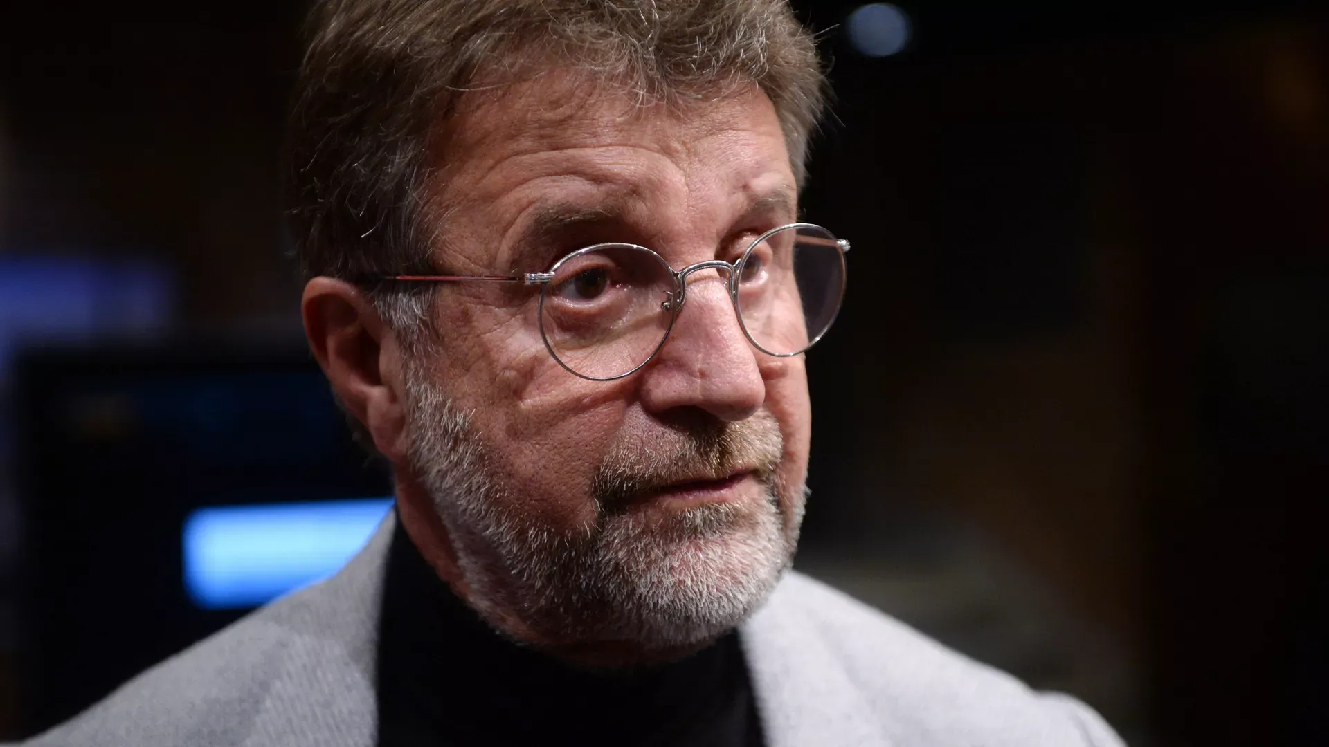 Леонид Ярмольник получил двойной штраф за просрочк...