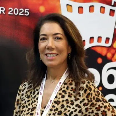 Лилиана Кавасэ: Экспаты, кинофестиваль и дистрибуц...