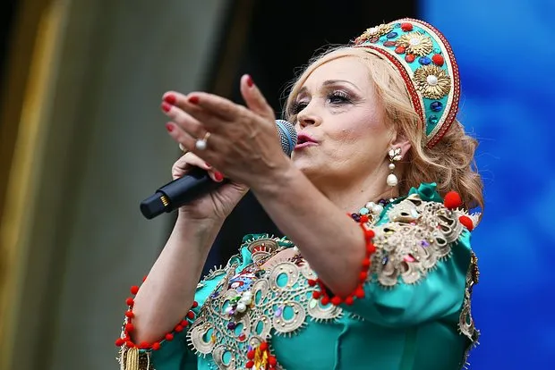 Надежда Кадышева прослезилась на съемках...