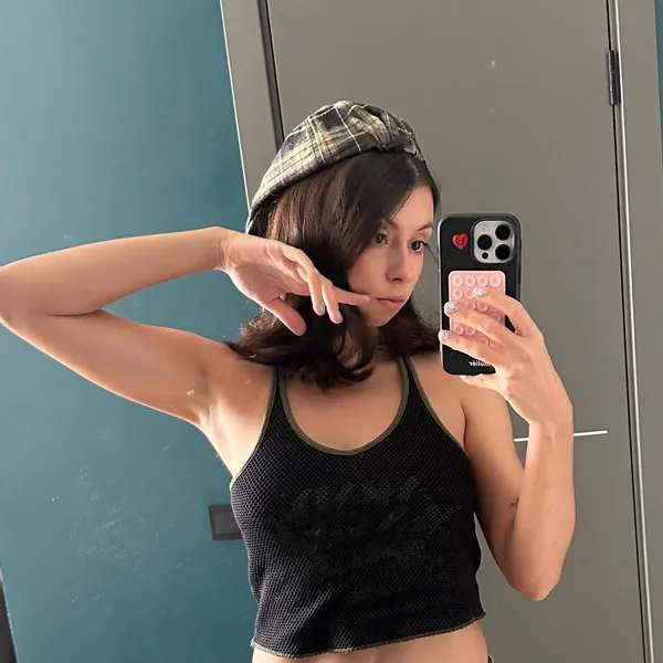 Дора перенесла концерт в Калининграде из...