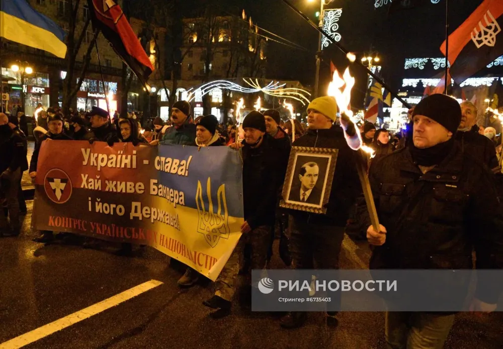 Украинские подростки пели на русском в Кропивницком: родители наказаны