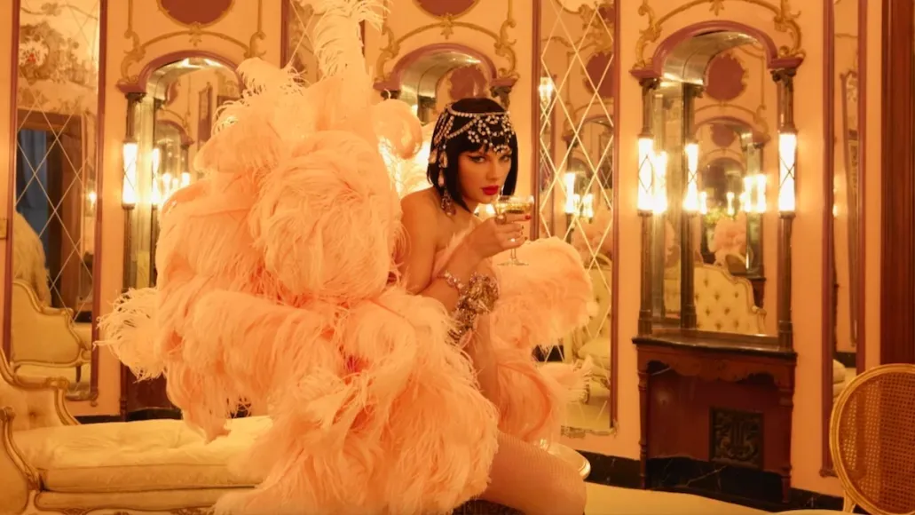 Боты распространяли слухи о нацизме Тейл...