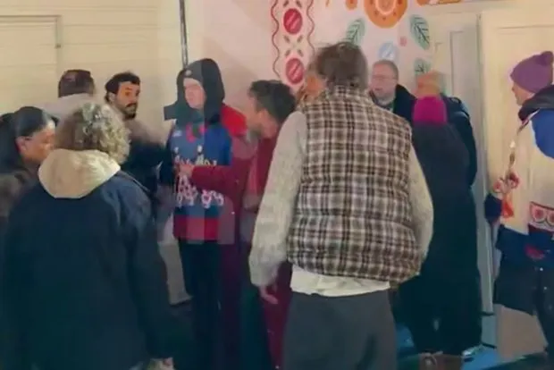 Драка директора Киркорова на открытии ГУМ-катка в ...